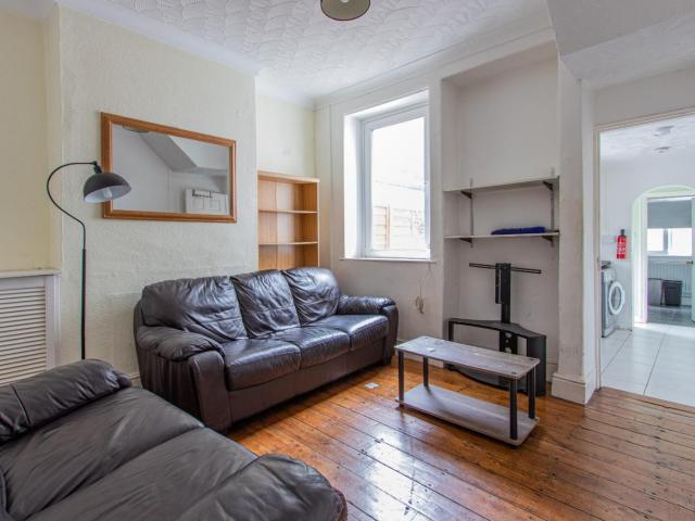 House for rent in Plasnewydd, Cardiff