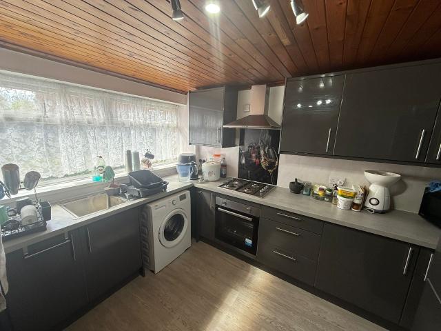 House for rent in Llandough