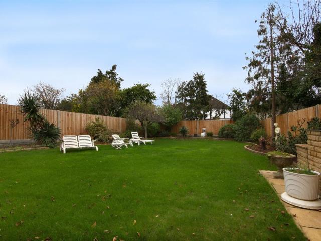 House for rent in London Borough of Ealing, Park Royal