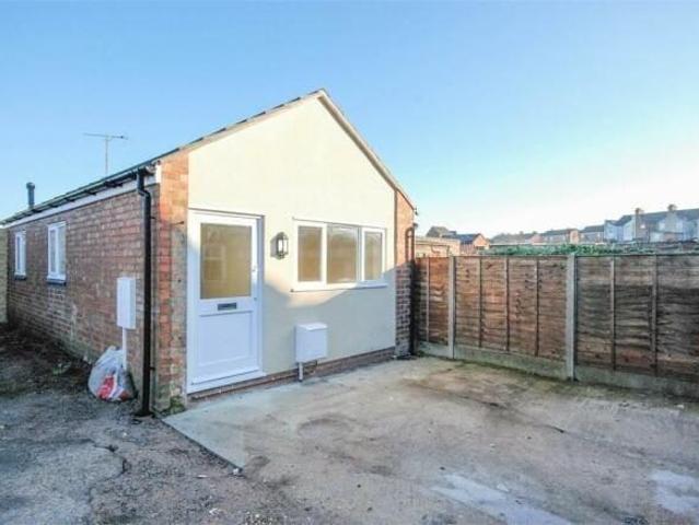 House for rent in New Bilton