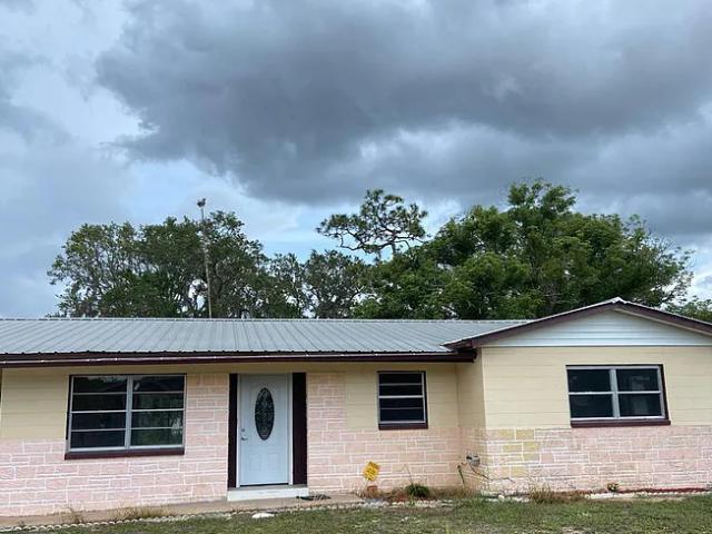 House for rent in Avon Park