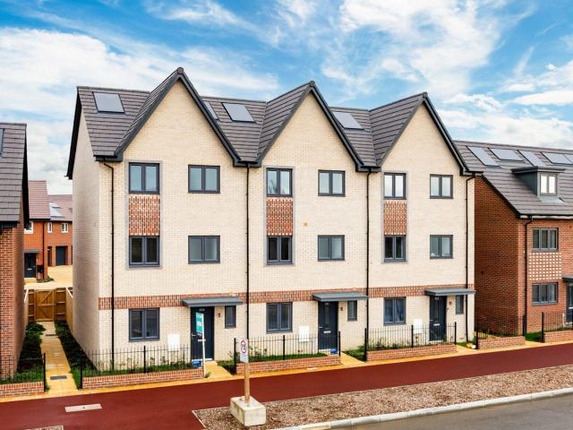 House for rent in Whitehouse, Milton Keynes