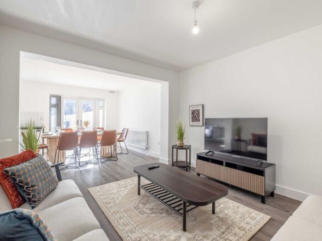 House for rent in Slough, Isle Of Man