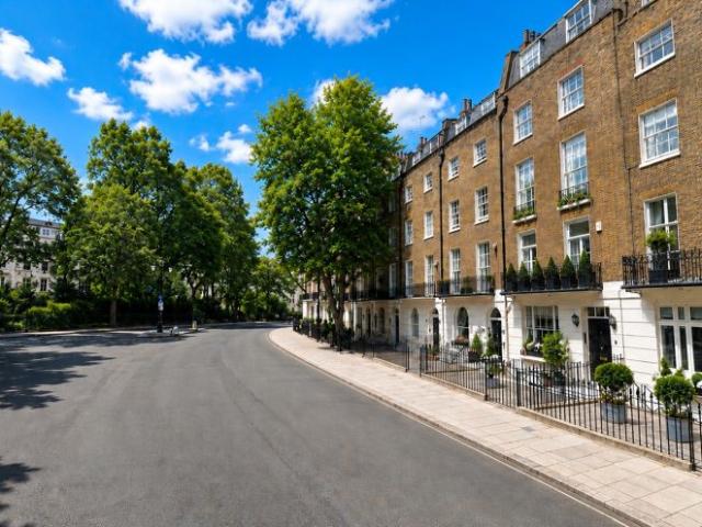House for rent in Belgravia, Greater London
