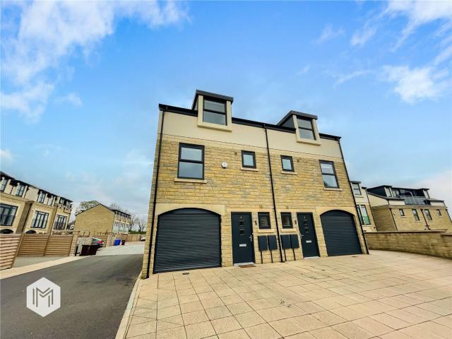 House for rent in Hazelhurst, Bury