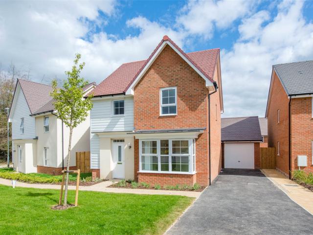 House for rent in Allington, Midway