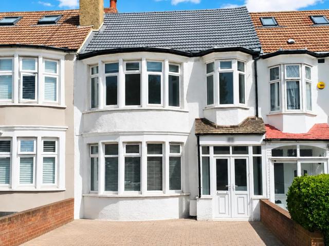 House for rent in Palmers Green, Greater London
