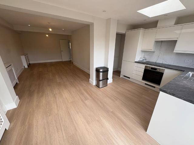 House for rent in London Borough of Ealing, Greater London