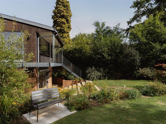 House for rent in Pachesham Park, Surrey