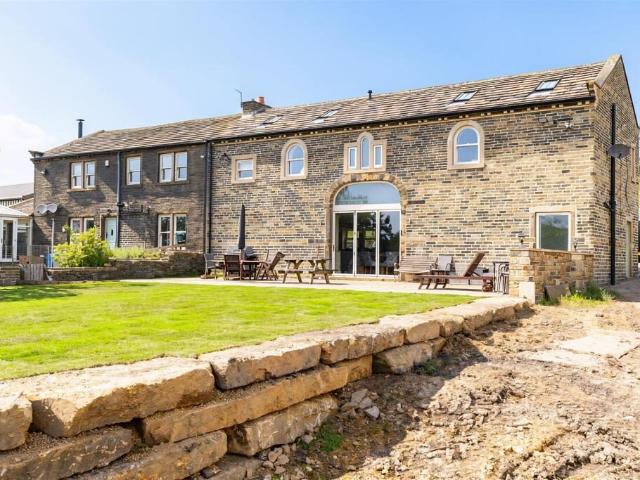 House for rent in Harper Bower, West Yorkshire
