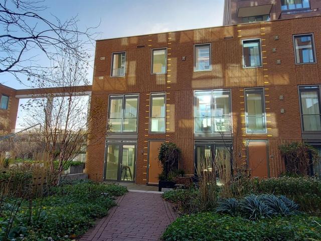 Woning te huur in Katendrecht, Rotterdam