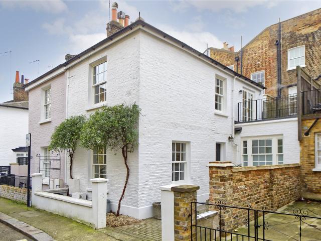 House for rent in Kensal Town, Bayswater