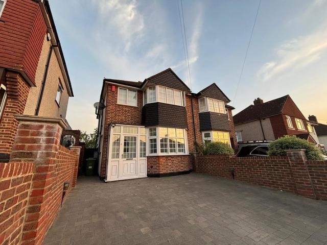 House for rent in London Borough of Lewisham, Greater London