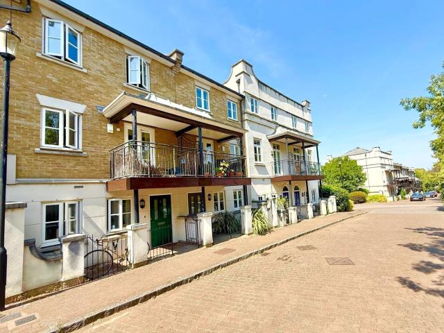 House for rent in Tulse Hill, Greater London