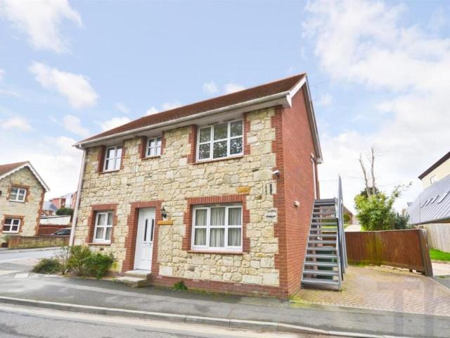 House for rent in Freshwater, Isle Of Wight
