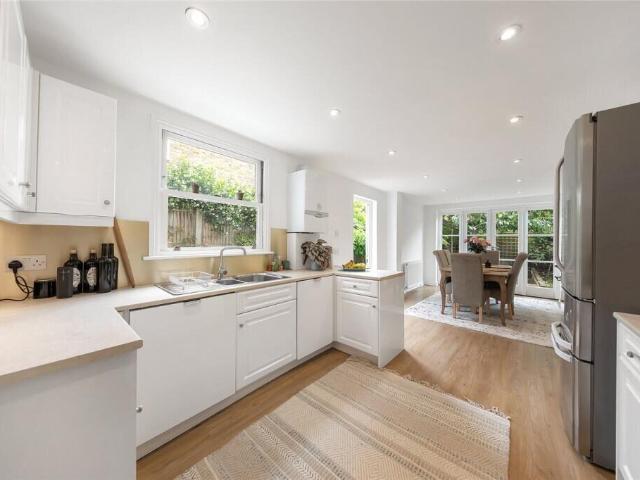 House for rent in Fulham, Sands End
