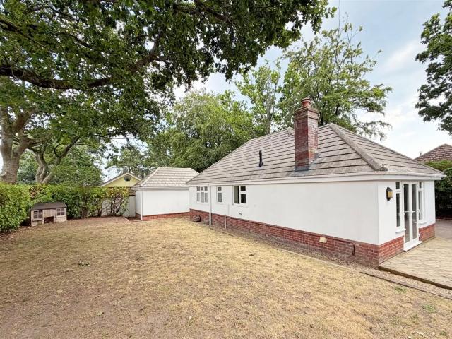 House for rent in Corfe Mullen