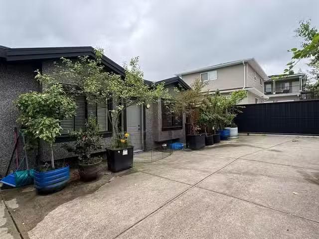 House for rent in Burnaby, British Columbia