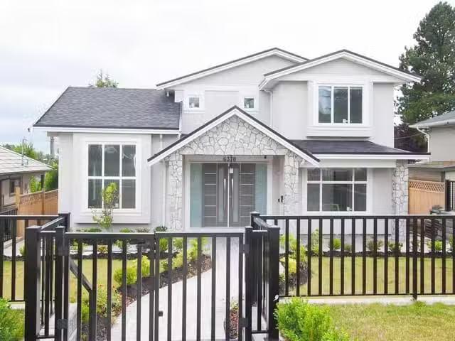 House for rent in Burnaby, British Columbia