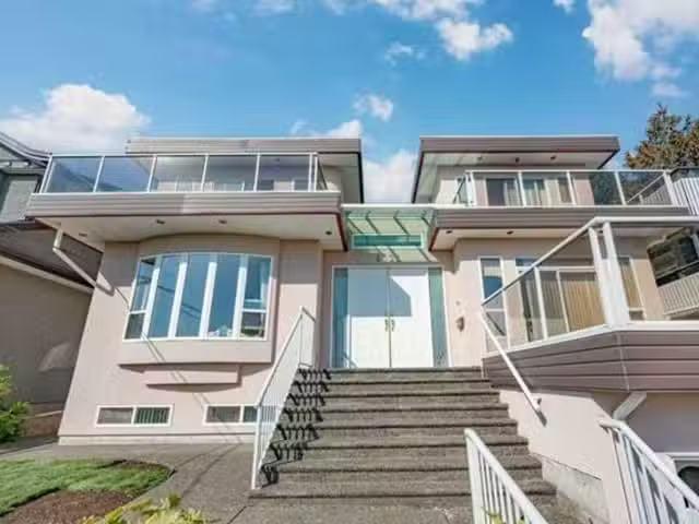 House for rent in Burnaby, British Columbia