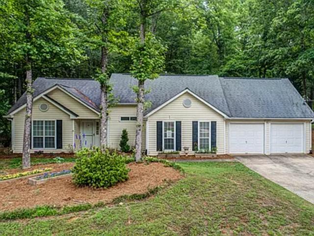 House for rent in Canton