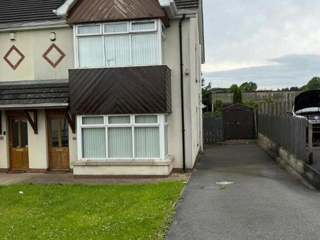 House for rent in Ballynahinch, Northern Ireland