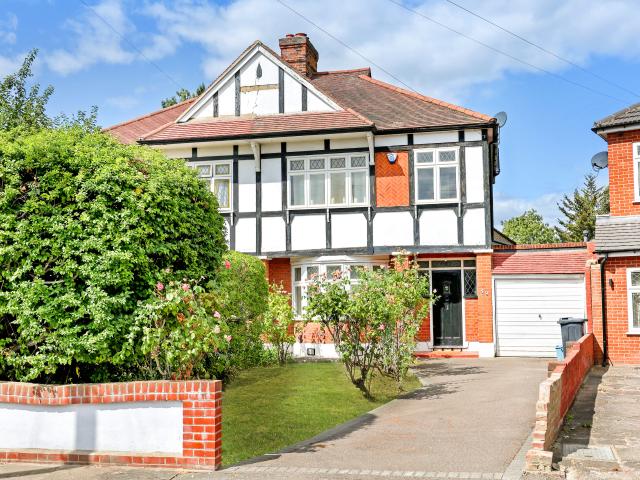 House for rent in Clayhall, Greater London