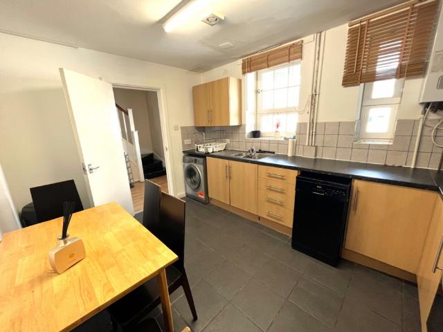 House for rent in Chalk Farm, Greater London