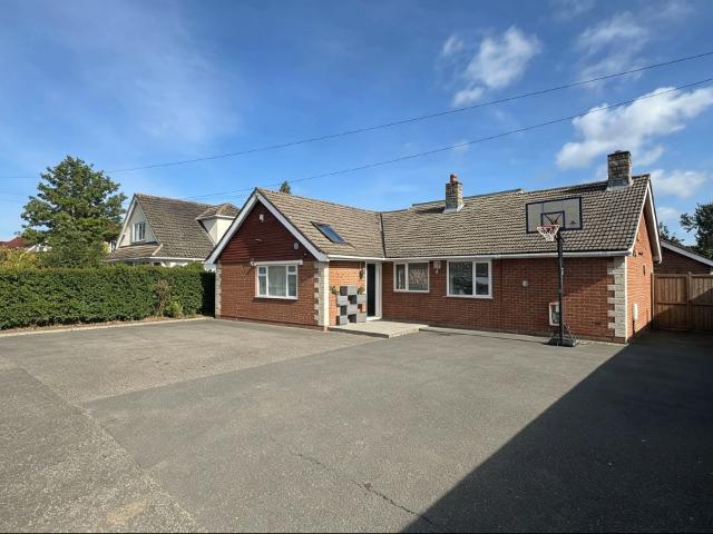 House for rent in Chesham, Chartridge