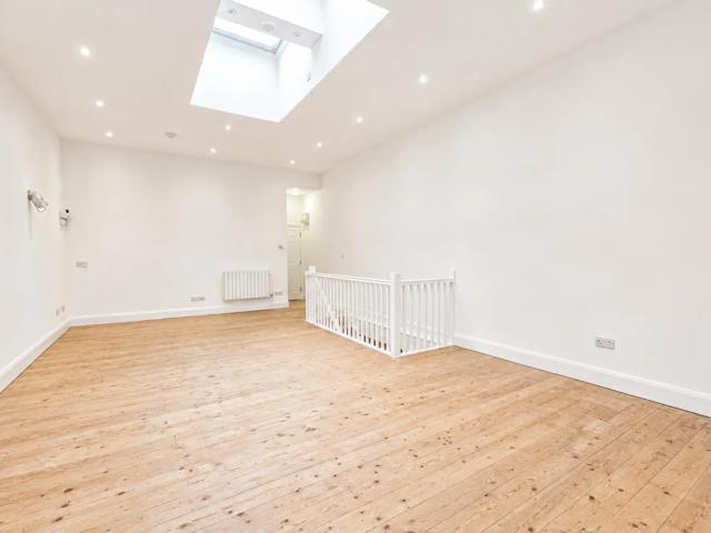 House for rent in Homerton, Greater London
