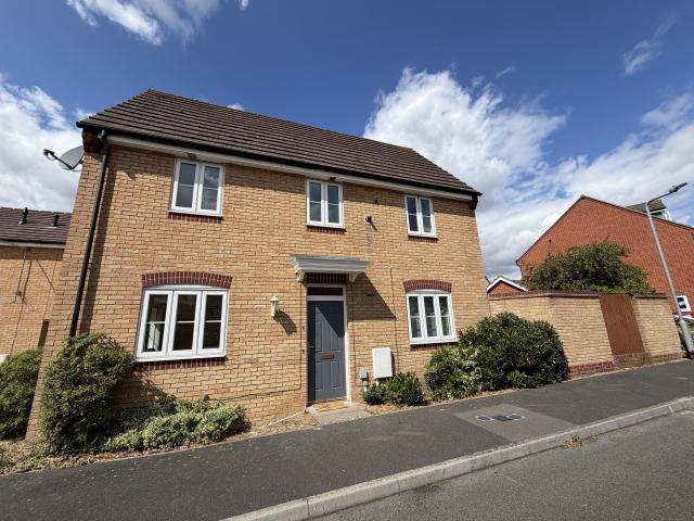 House for rent in Corby