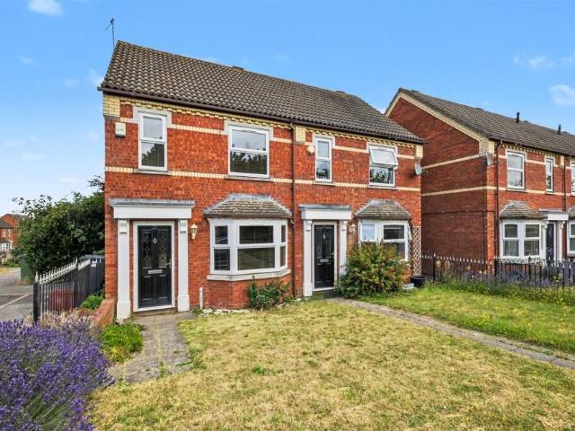 House for rent in Lillington, Green Close