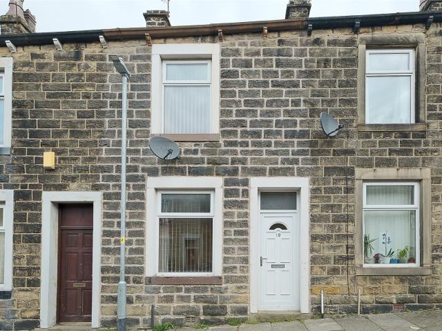 House for rent in Winewall, Higherford