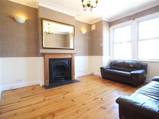 House for rent in London Borough of Lewisham, Bell Green