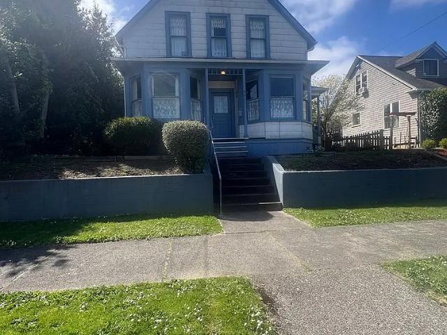 House for rent in Coos Bay