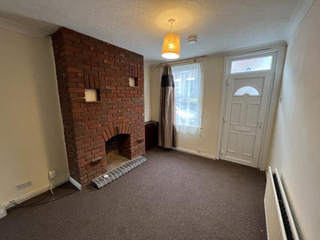 House for rent in Spring Park, Luton