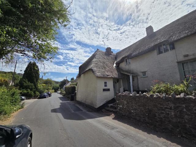 House for rent in Crowcombe