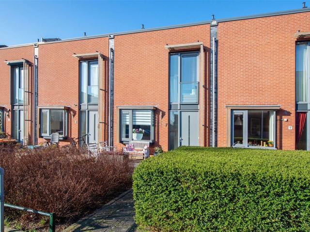 Woning te huur in Velden, Den Haag