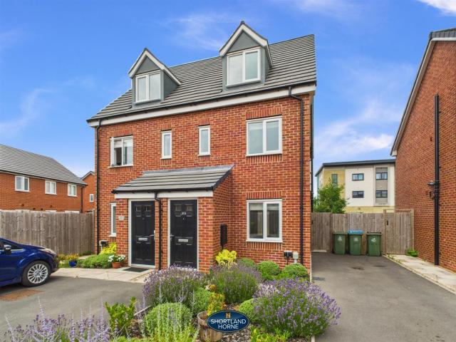 House for rent in Bannerbrook Park, Coventry