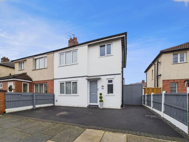 House for rent in Kennessee Green, Maghull