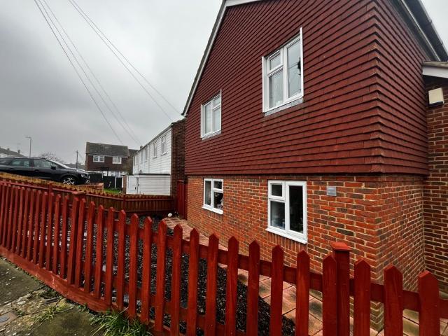 House for rent in Martyrs Field, The Bridge