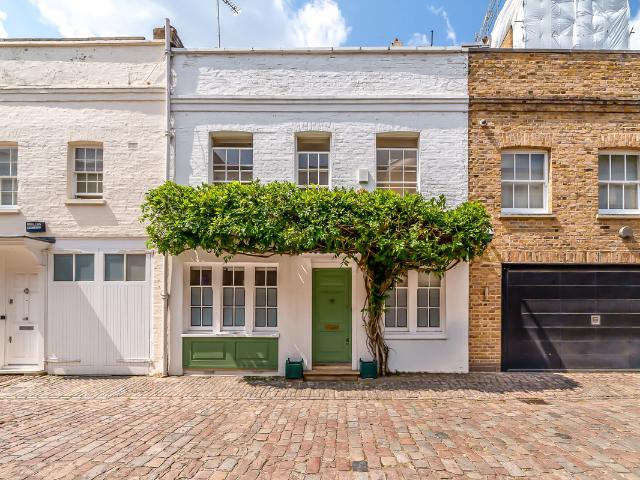 House for rent in Belgravia, Greater London