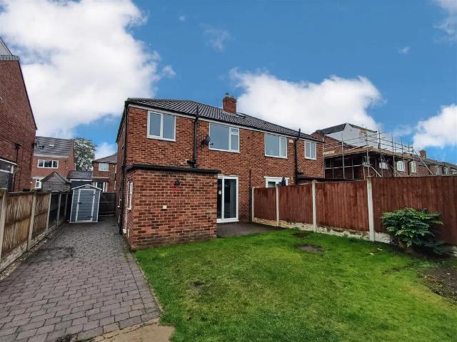 House for rent in Edenthorpe, South Yorkshire