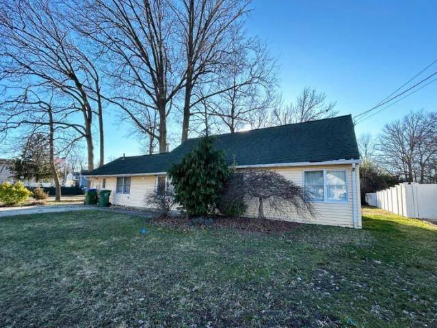 House for rent in Edison