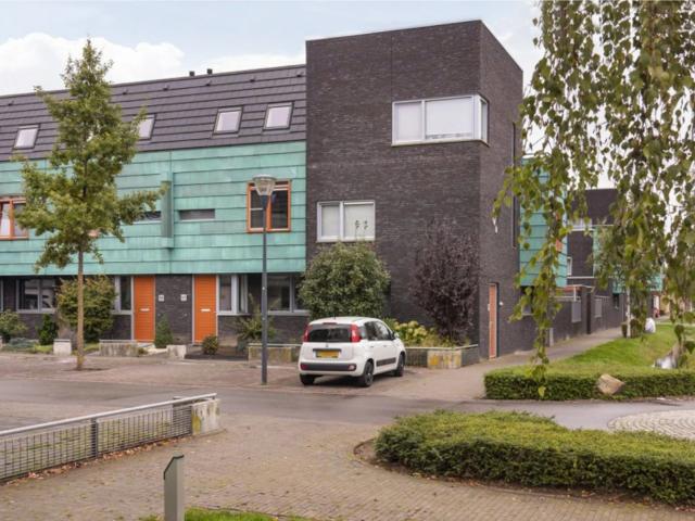 Woning te huur in Strijp, Acht