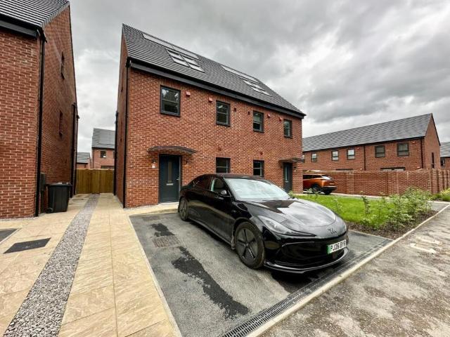 House for rent in Austhorpe, West Yorkshire