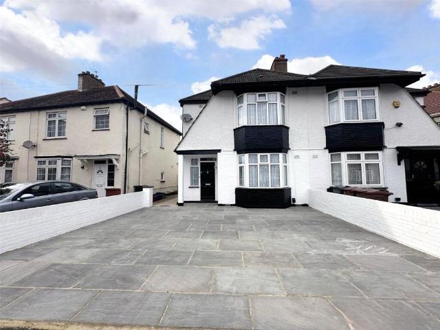 House for rent in London Borough of Hounslow, Osterley