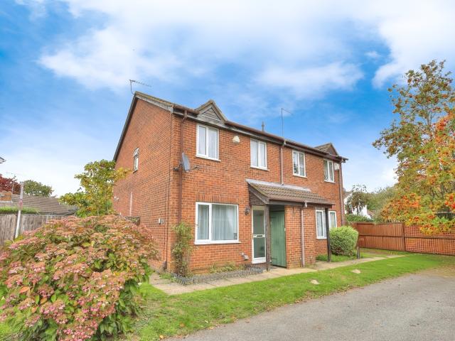 House for rent in Overstone Lodge, Northampton