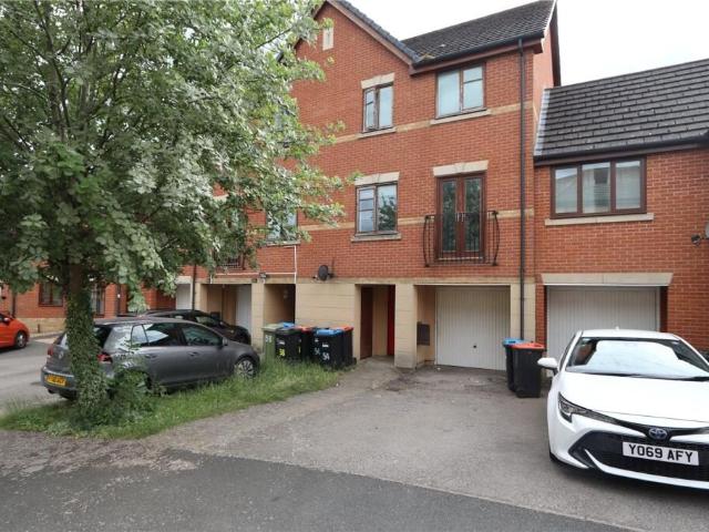 House for rent in Shenley Brook End, Milton Keynes
