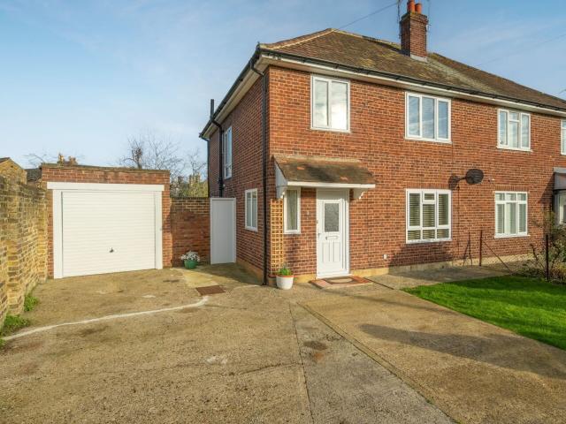 House for rent in Clewer Village, Windsor
